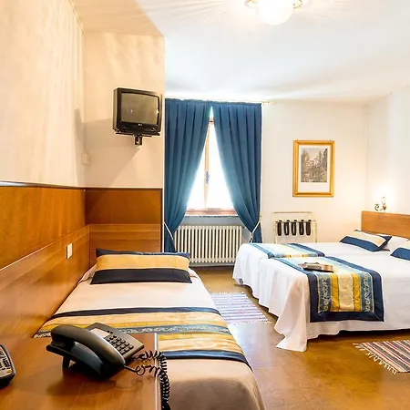 Altavilla Hotel Tirano