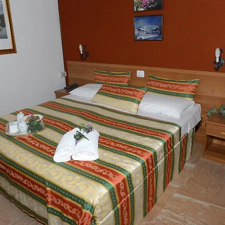 Hotel Altavilla