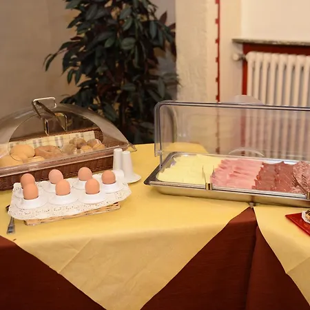 Altavilla Hotel 2*